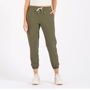 ⭐️Vuori Weekend Jogger - large olive green⭐️